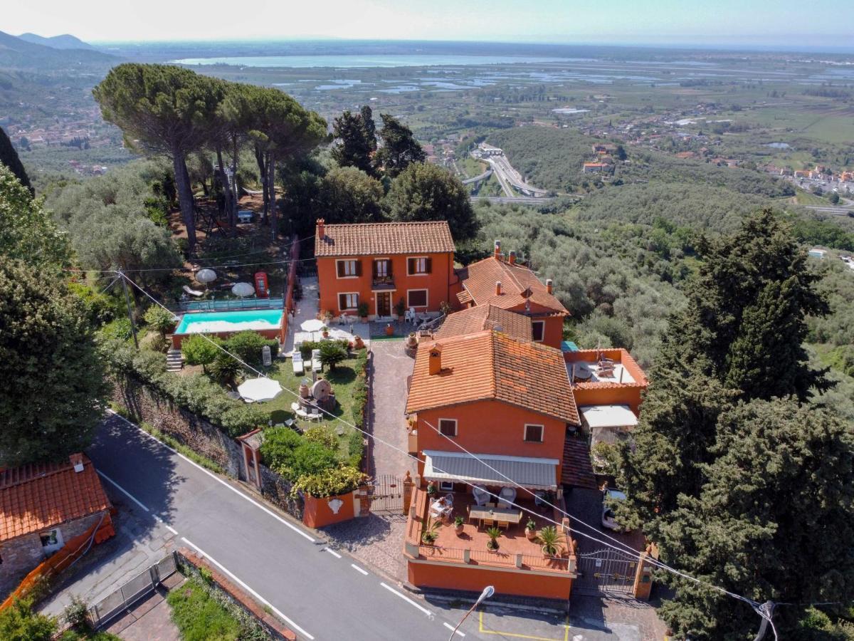 Casale Belvedere "Il Melograno" Massarosa Exterior photo